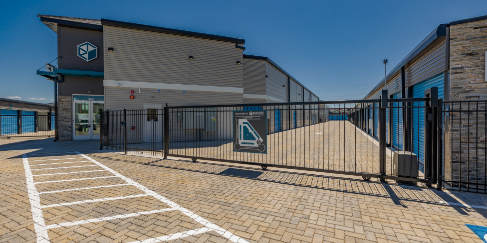 elevate-self-storage-facility-in-meridian-id